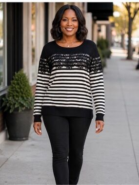 A&I sweater size large